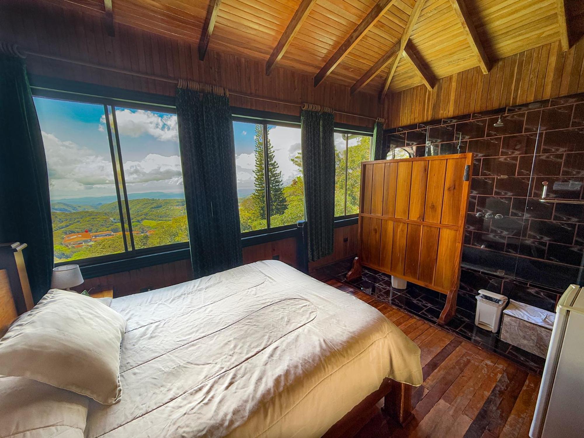 Hotel Flor de Bromelia Monteverde Habitación foto